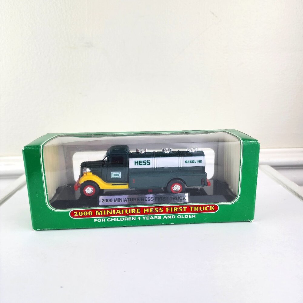 Hess 2000 Miniature First Truck NIB